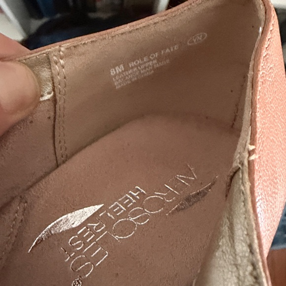 Aerosoles Heel Rest Role of Fate Retro Leayher Cutout Round Toe Heels Womens 8 - Picture 8 of 8